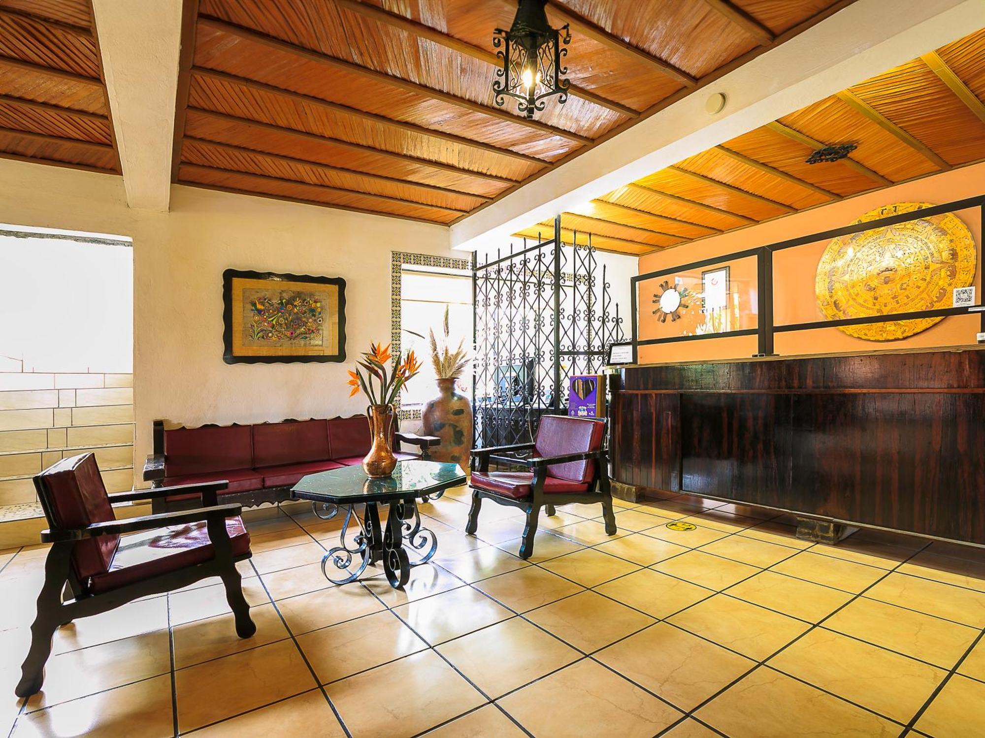 Hotel Pie De La Sierra Uruapan  Εξωτερικό φωτογραφία