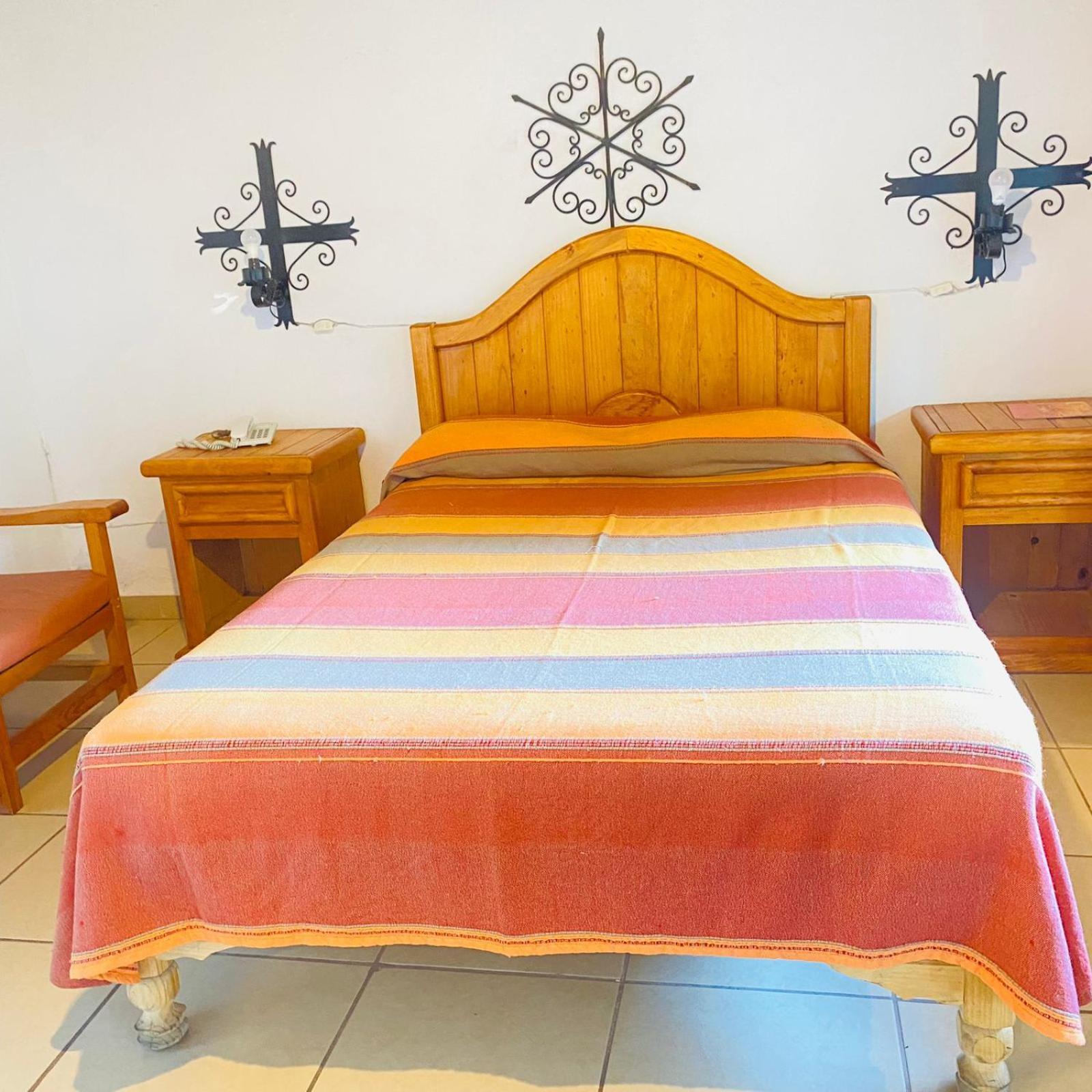 Hotel Pie De La Sierra Uruapan  Εξωτερικό φωτογραφία