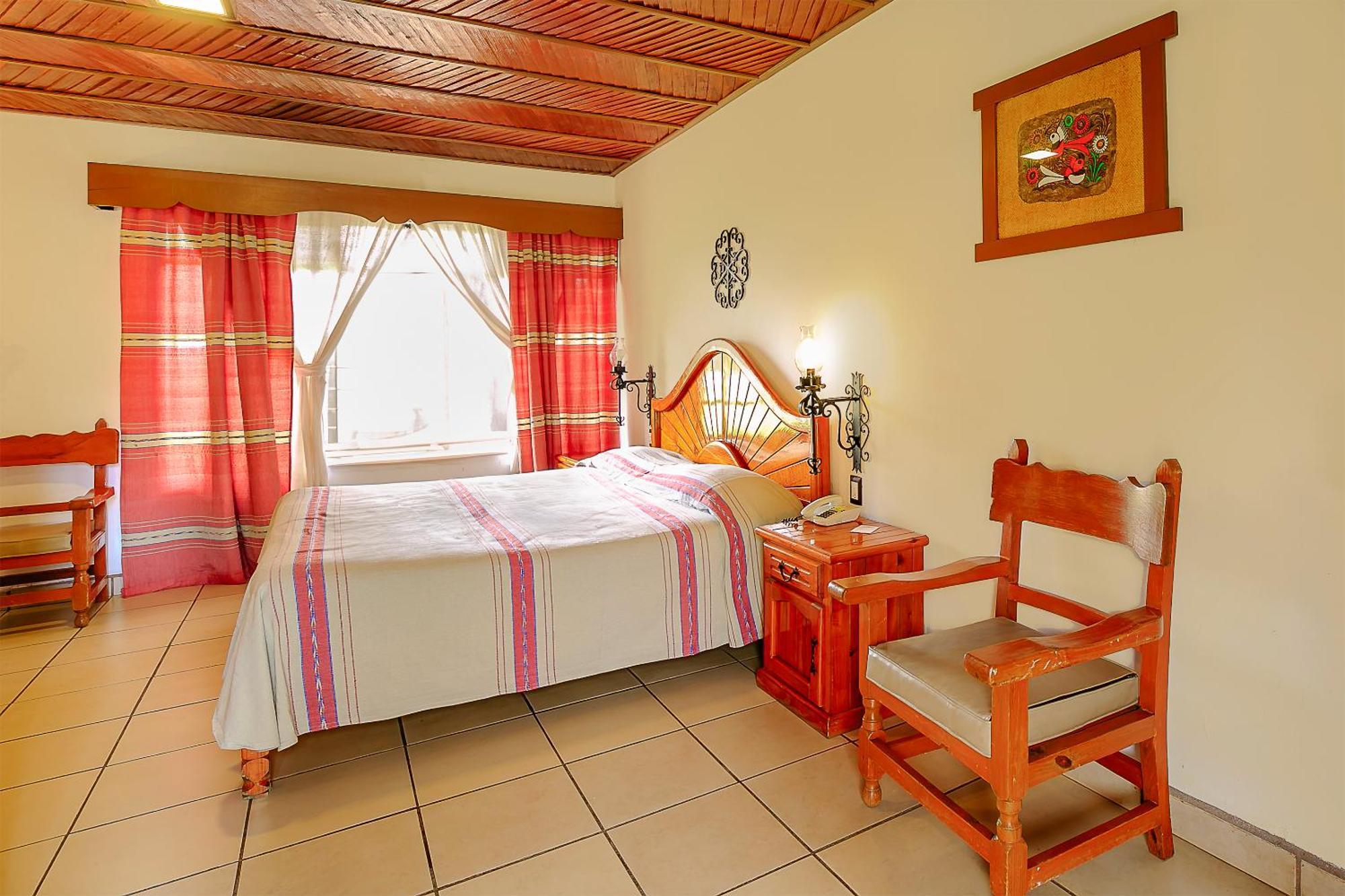 Hotel Pie De La Sierra Uruapan  Εξωτερικό φωτογραφία