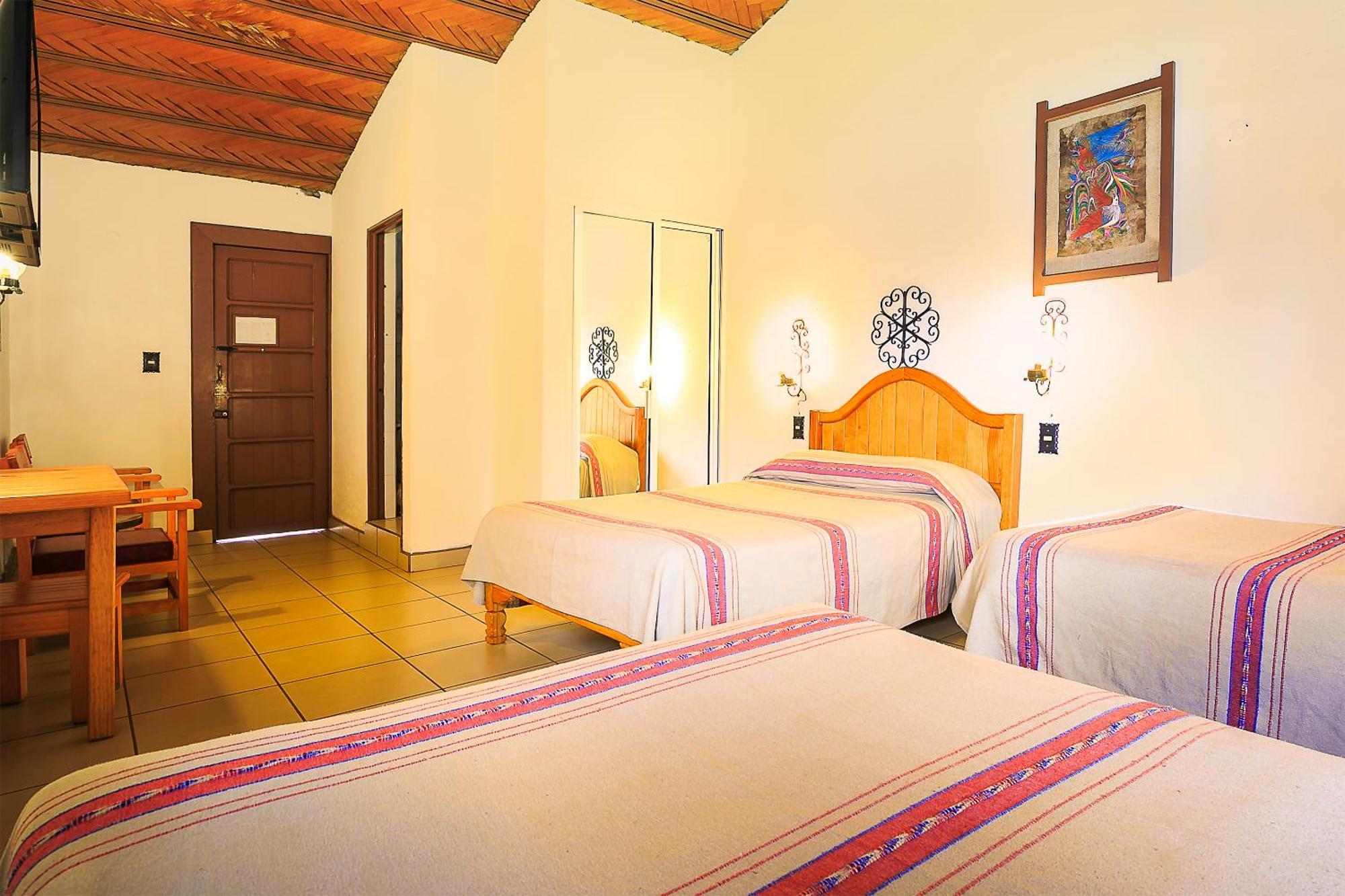 Hotel Pie De La Sierra Uruapan  Εξωτερικό φωτογραφία