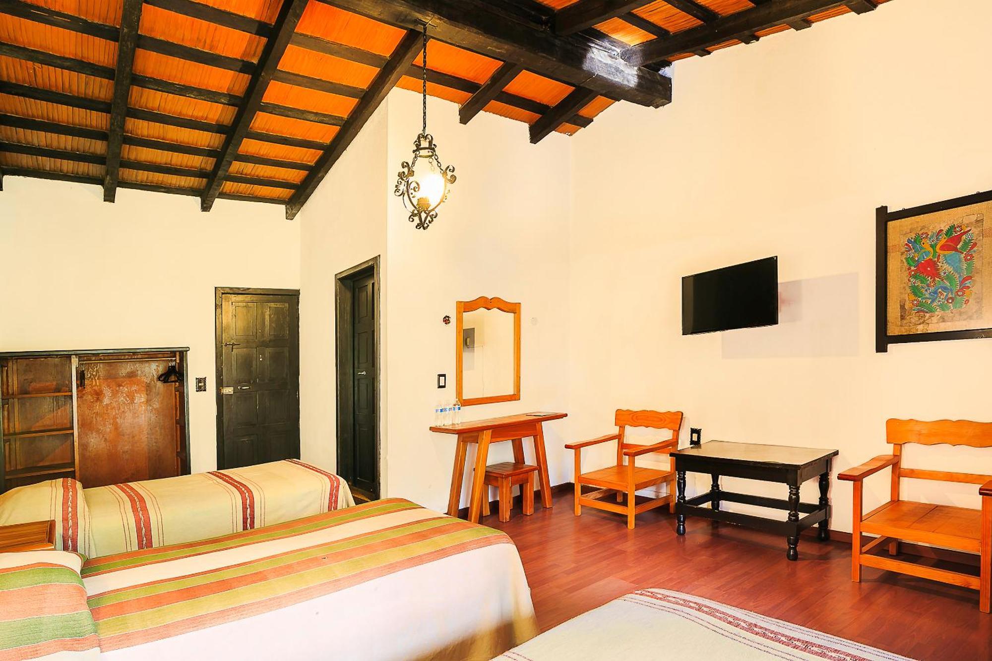 Hotel Pie De La Sierra Uruapan  Εξωτερικό φωτογραφία
