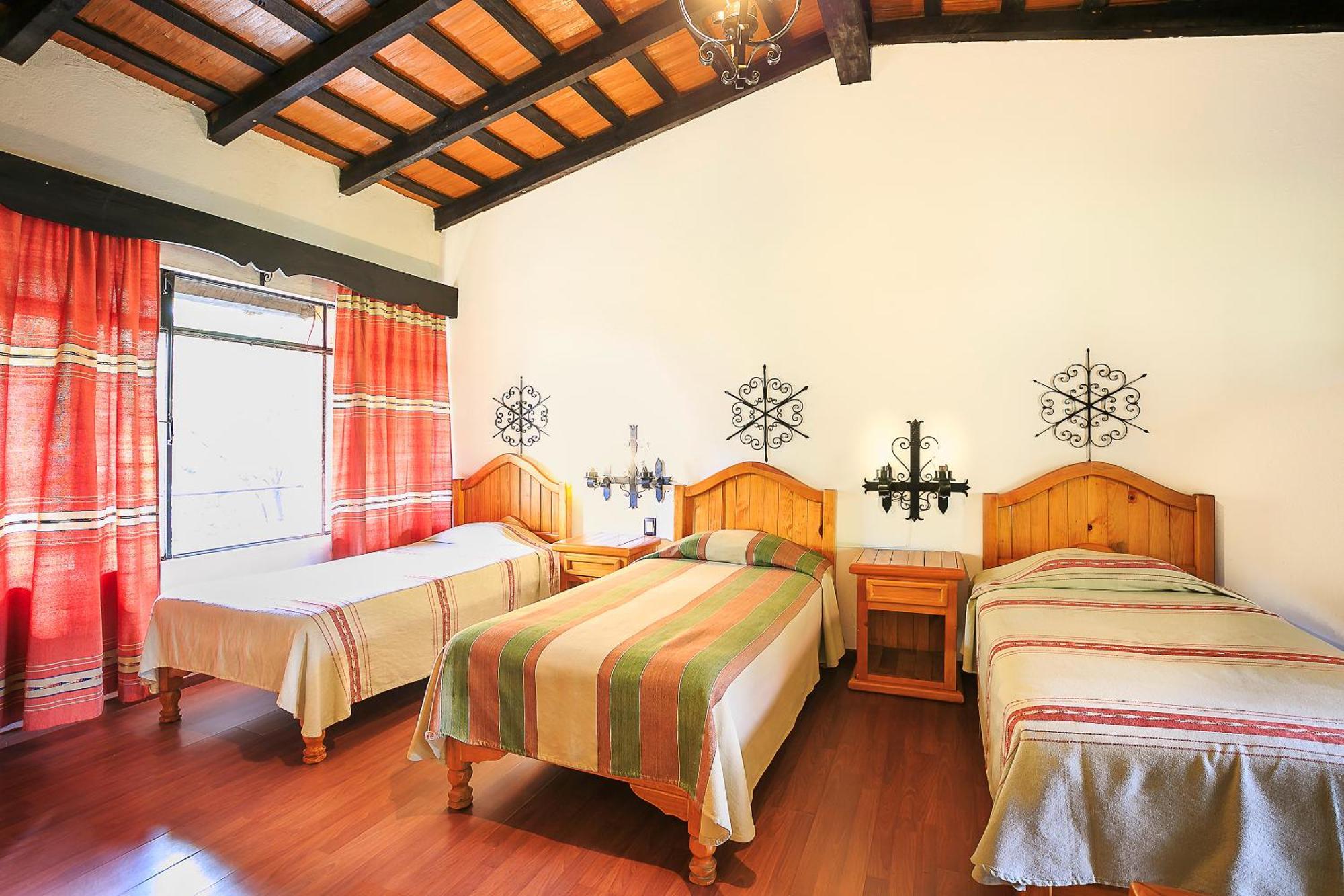 Hotel Pie De La Sierra Uruapan  Εξωτερικό φωτογραφία