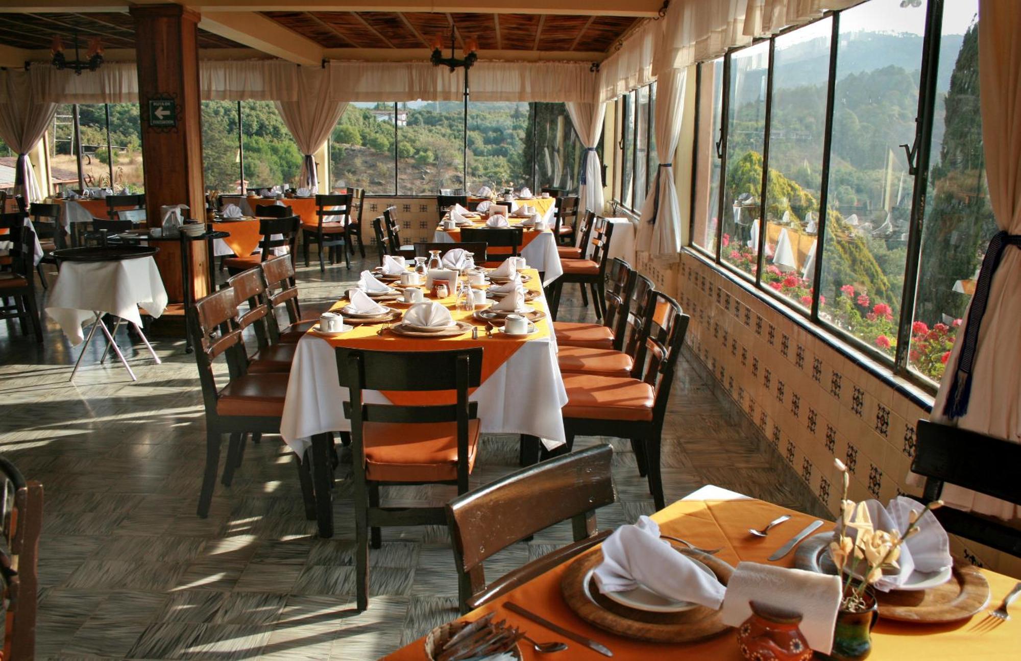 Hotel Pie De La Sierra Uruapan  Εξωτερικό φωτογραφία