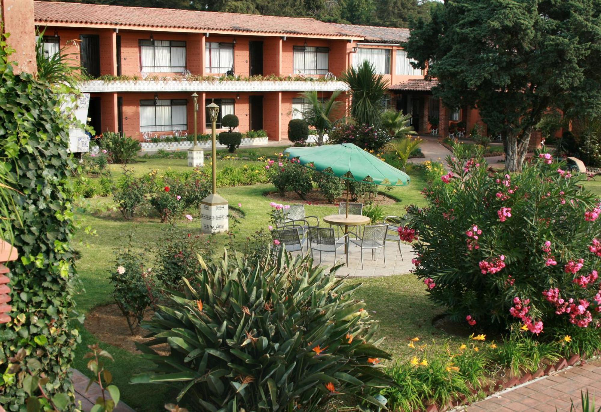 Hotel Pie De La Sierra Uruapan  Εξωτερικό φωτογραφία